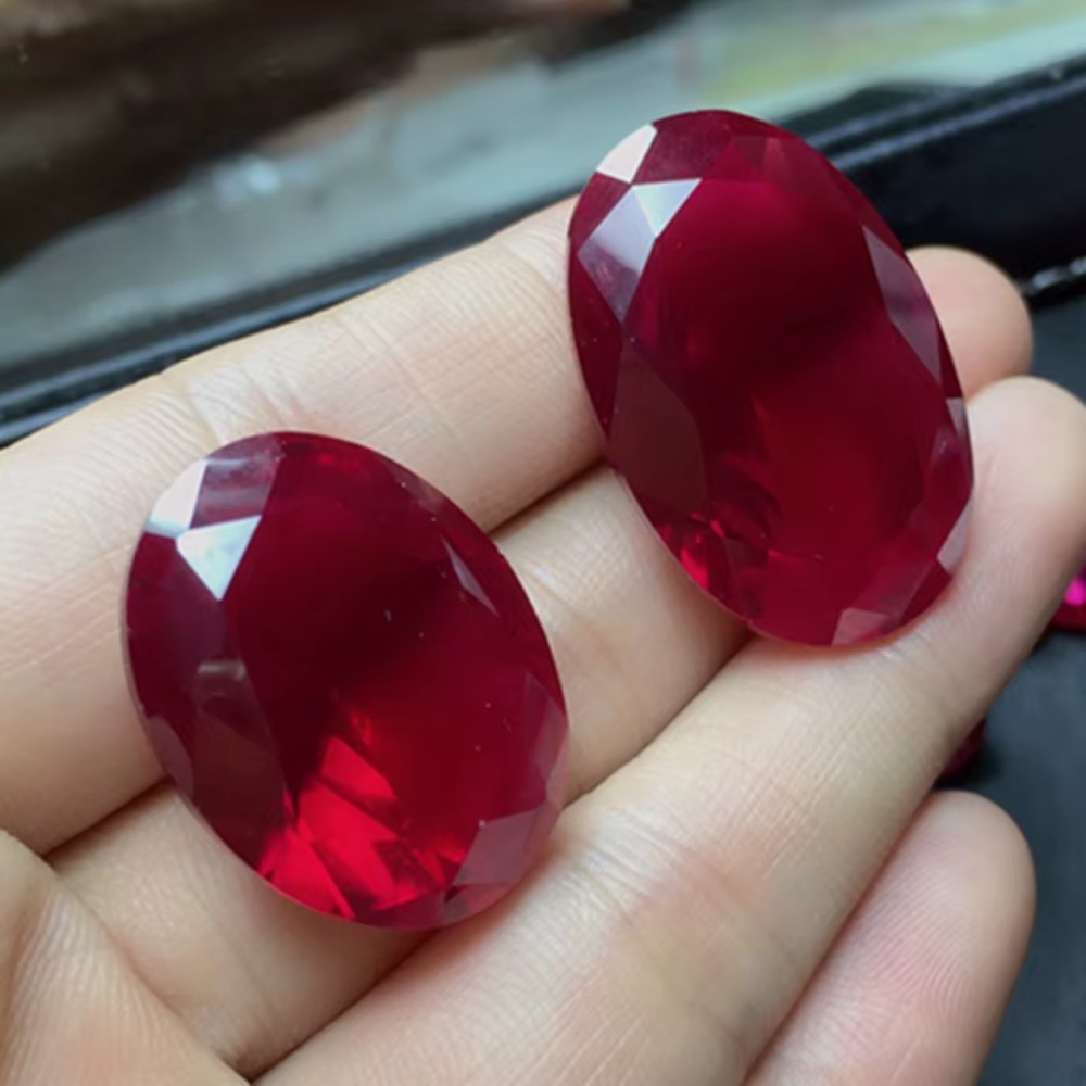 13x18mm Sri-Lanka Garnet Ruby Oval Cut VVS Loose Gemstone