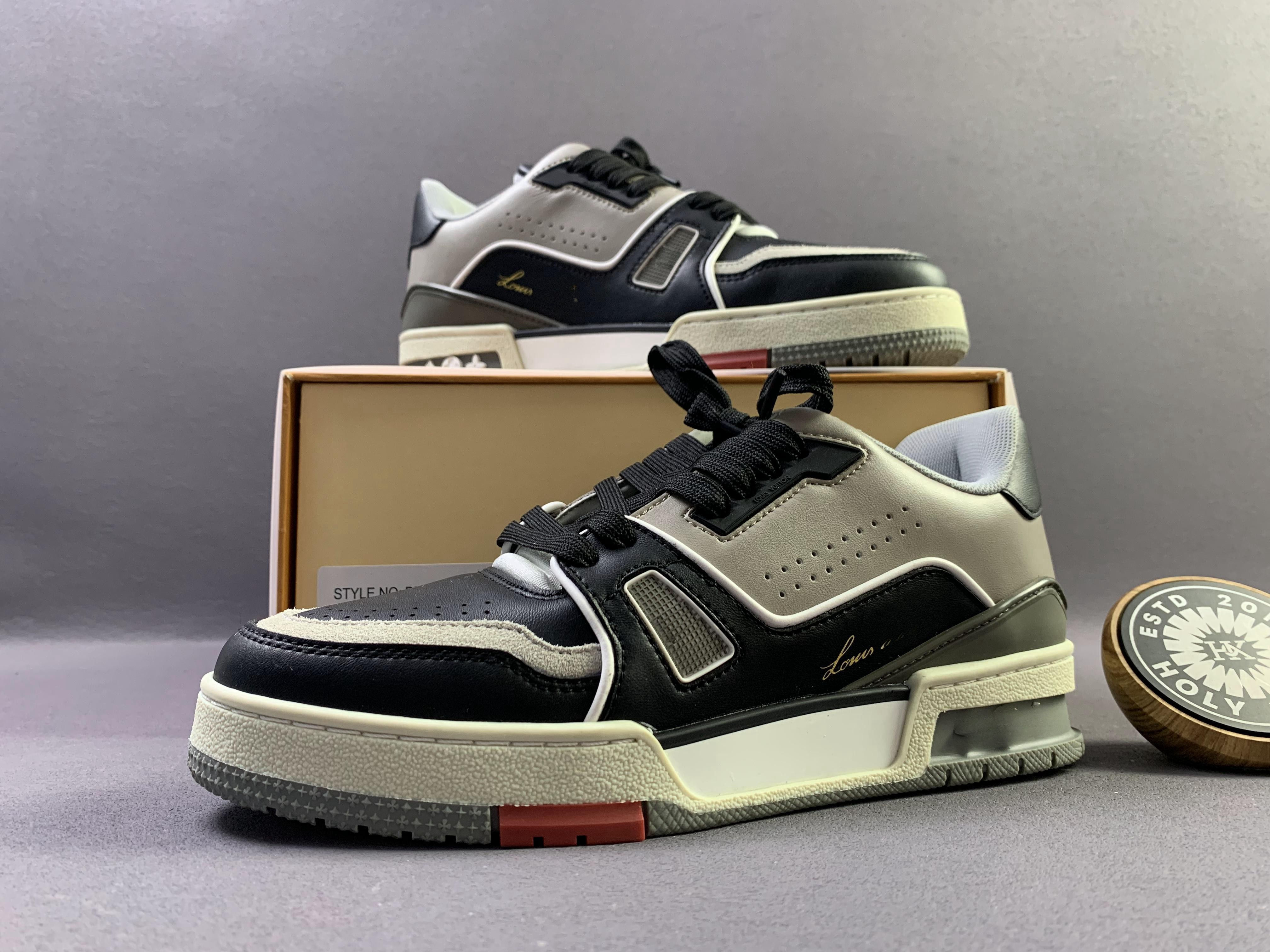 L Trainer Sneaker – Black & Gray Calf Leather