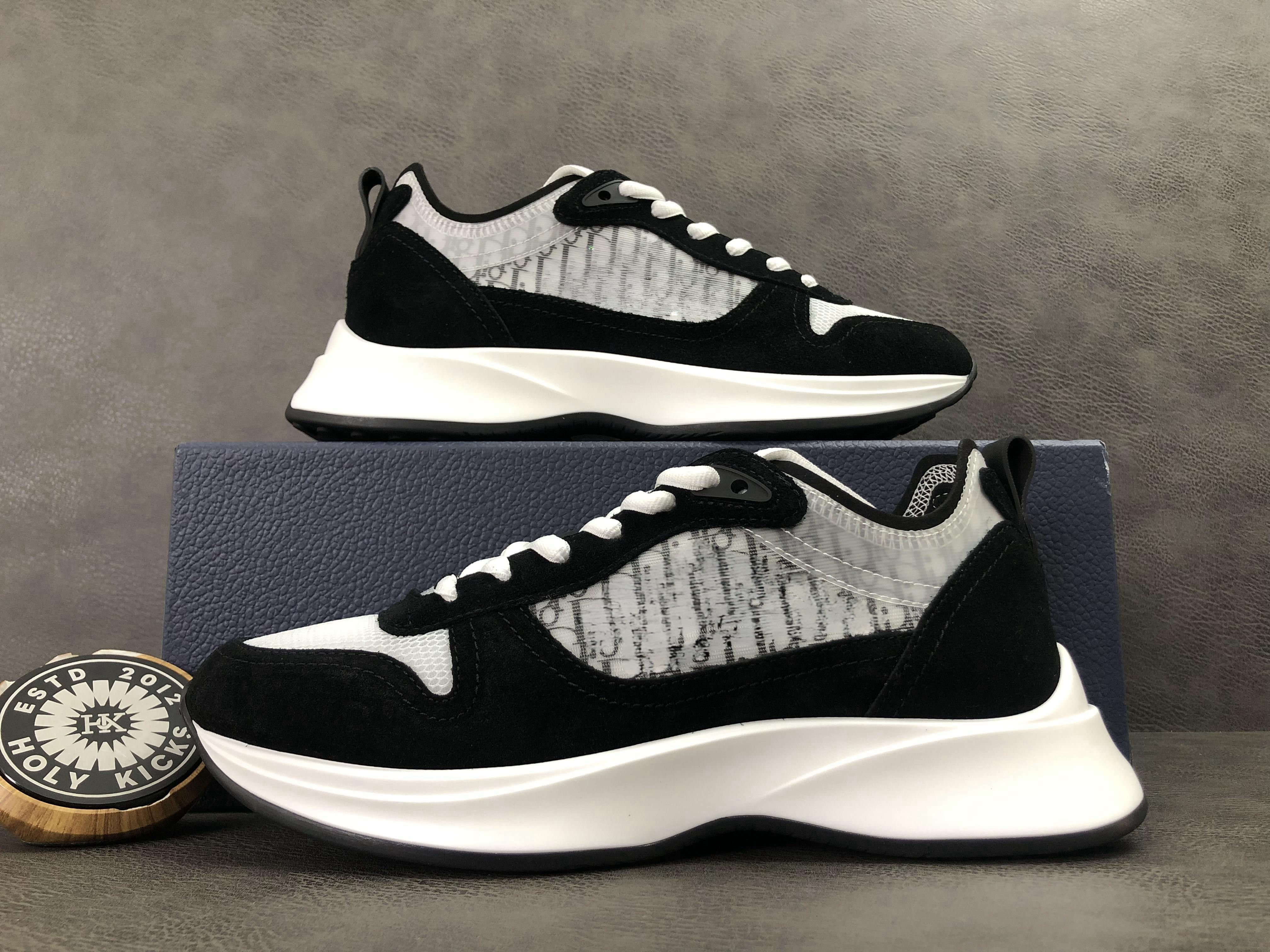 B25 Runner Sneaker – Black Suede & White Mesh with Dior Oblique Canvas