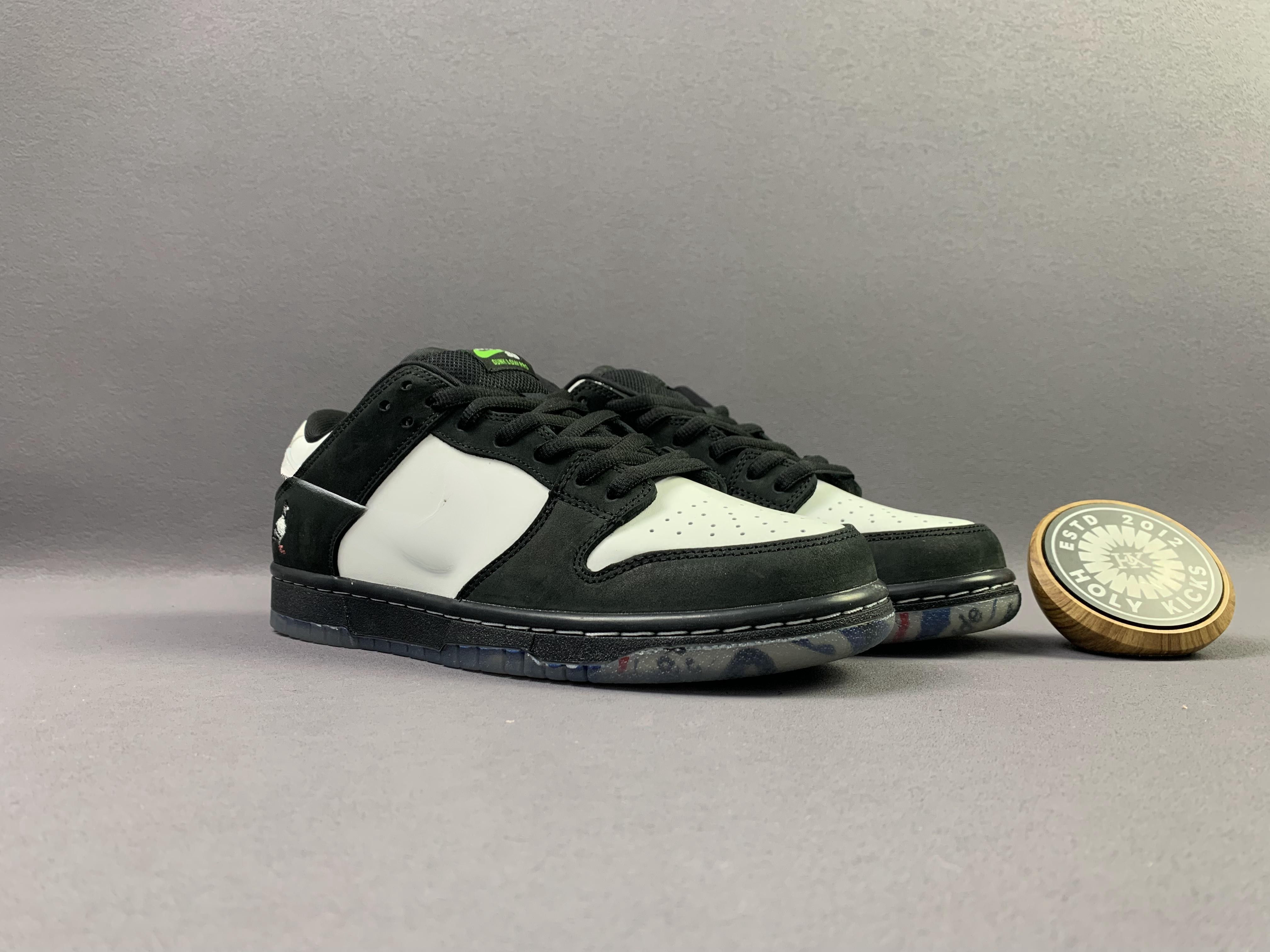 SB Dunk Low Pro x Jeff "Panda Pigeon" sneaker